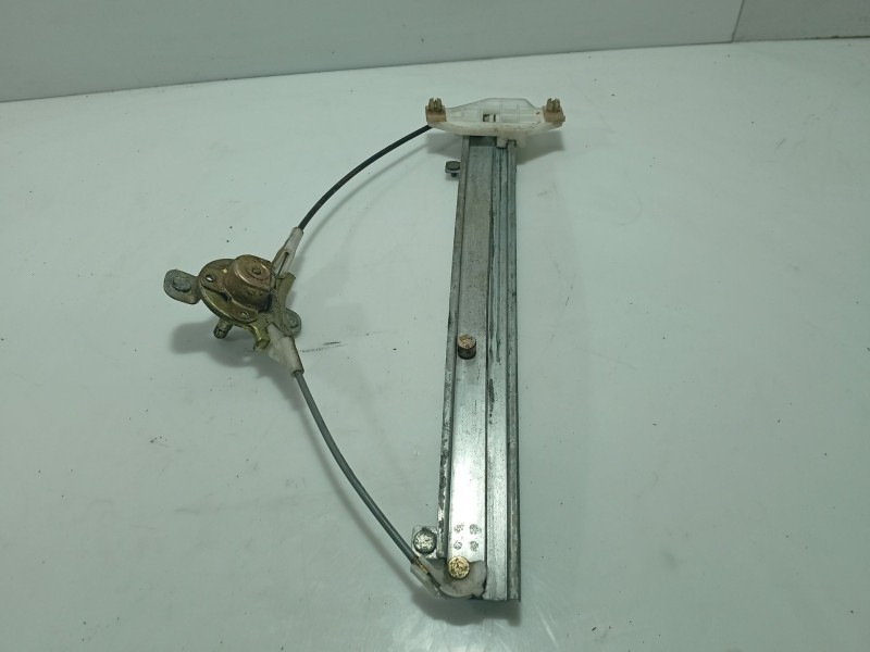 Recambio de elevalunas trasero izquierdo para daewoo lanos (klat) 1.3 referencia OEM IAM 2026224  