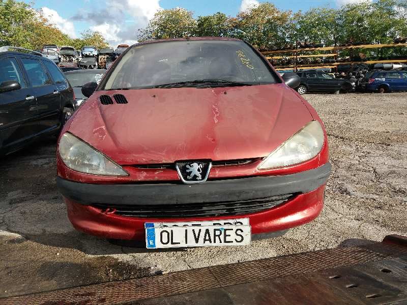 peugeot 206 berlina 1.4   |   0.98 - ... | 1998 | 75 cv / 55 kw del año 1998