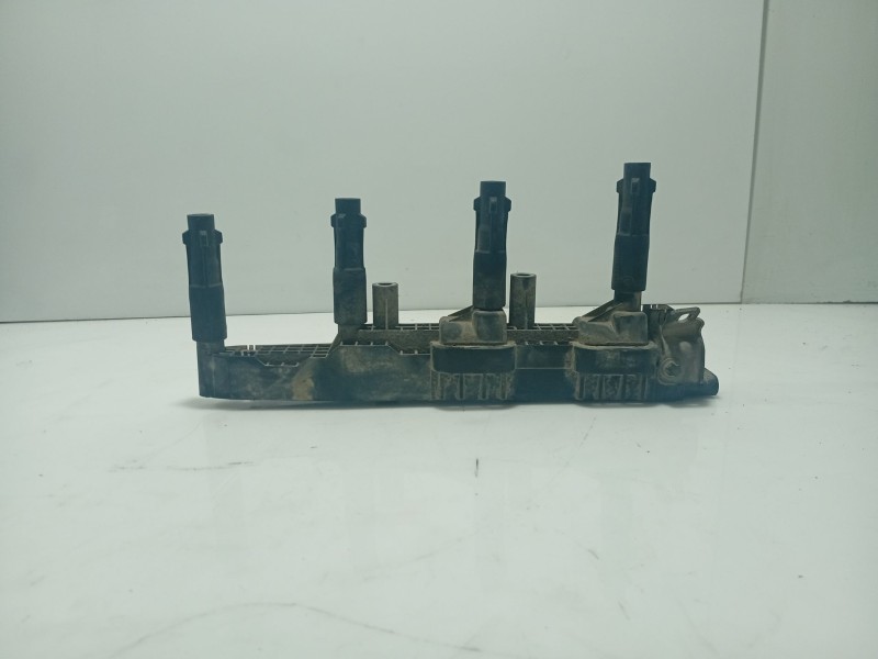 Recambio de bobina encendido para mercedes-benz clase a (w168) 1.4 cat referencia OEM IAM 0221503033  