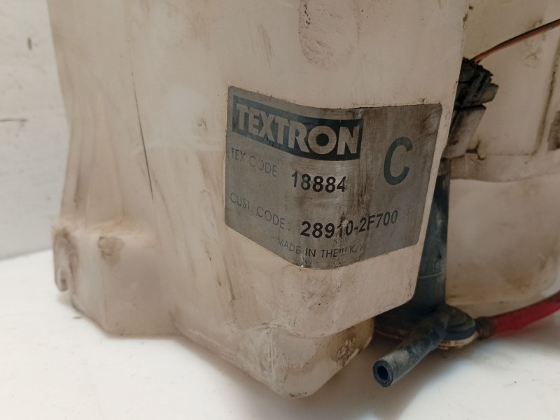 Recambio de deposito limpia para nissan primera hatchback (p11) 2.0 td referencia OEM IAM 289102F700  