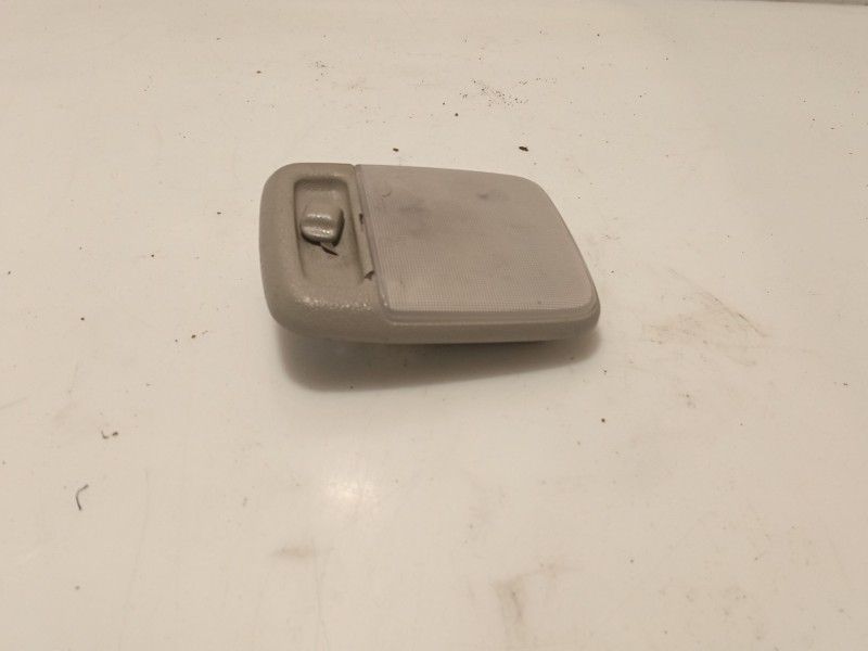 Recambio de luz interior para nissan primera hatchback (p11) 2.0 td referencia OEM IAM 138284  