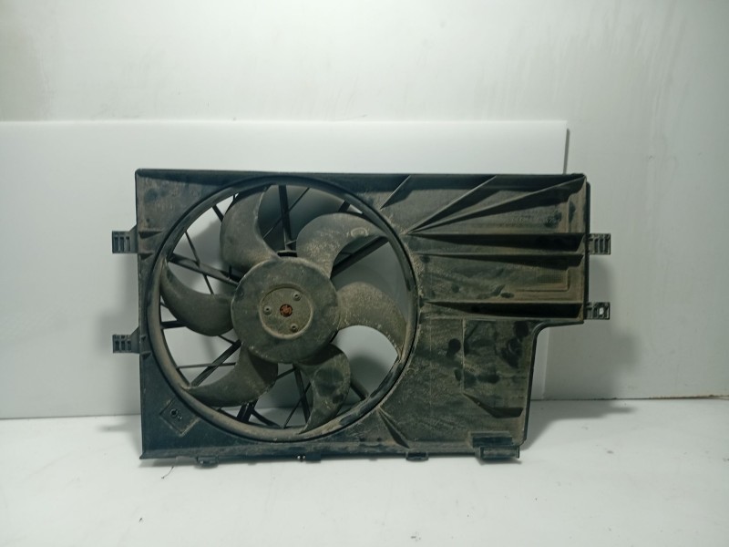 Recambio de electroventilador para mercedes-benz clase a (w168) 1.4 cat referencia OEM IAM A1685000593  