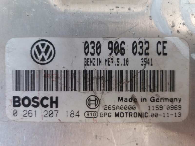 Recambio de centralita motor uce para volkswagen polo (9n1)    |   0.01 - 0.05 | 2001 - 2005 referencia OEM IAM 0261207184 03090