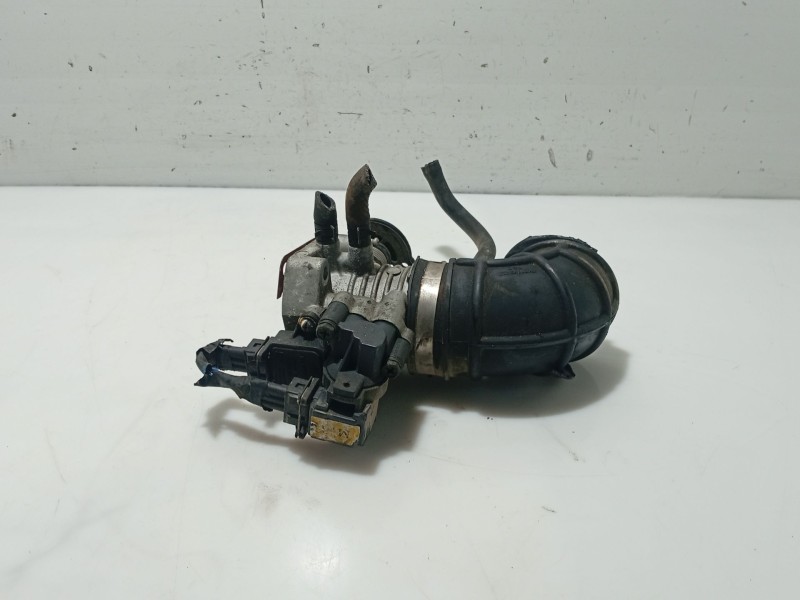 Recambio de caja mariposa para kia sephia sedán (fa) 1.5 i referencia OEM IAM 0K24720660  