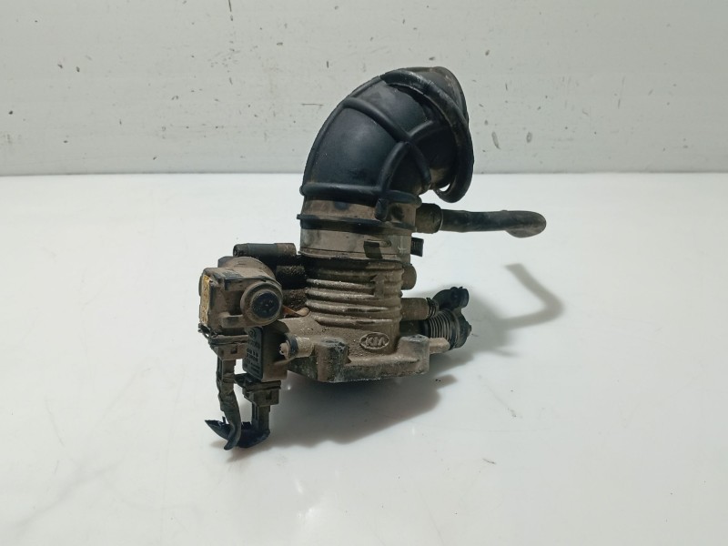 Recambio de caja mariposa para kia sephia sedán (fa) 1.5 i referencia OEM IAM 0K24720660  