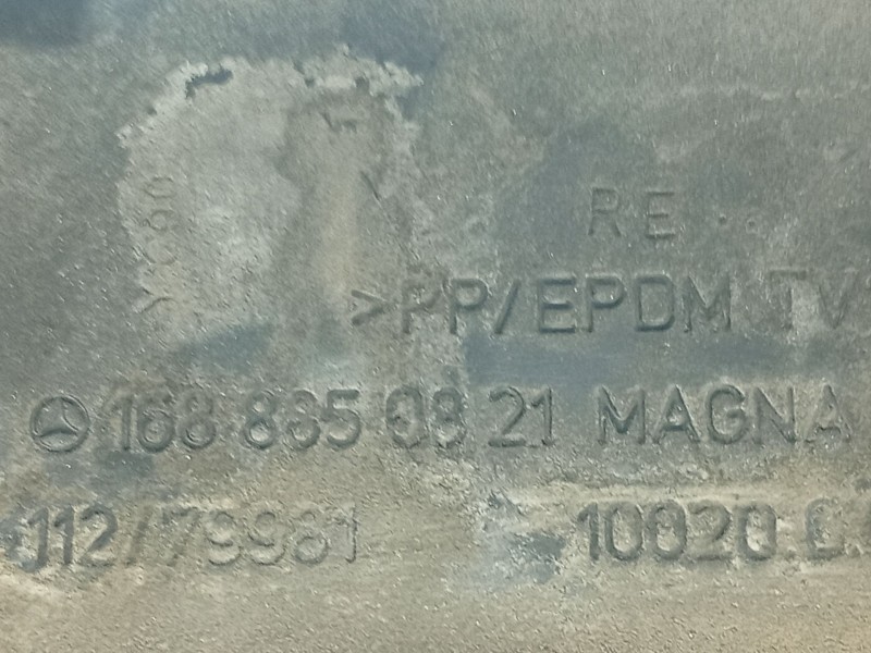Recambio de moldura para mercedes-benz clase a (w168) 1.4 cat referencia OEM IAM 1688859821 1688850721 