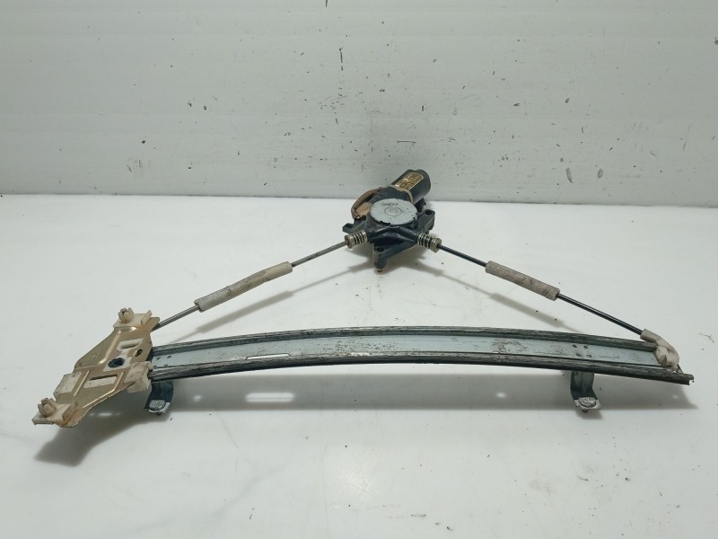 Recambio de elevalunas delantero derecho para kia sephia sedán (fa) 1.5 i referencia OEM IAM 0K2A258560B  