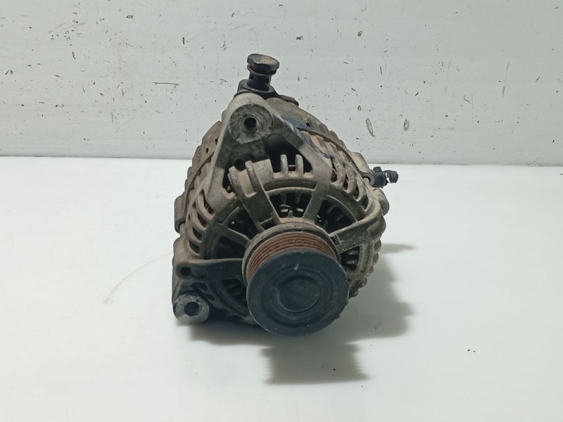 Recambio de alternador para kia cerato i sedán (ld) 2.0 crdi referencia OEM IAM 3730027012  