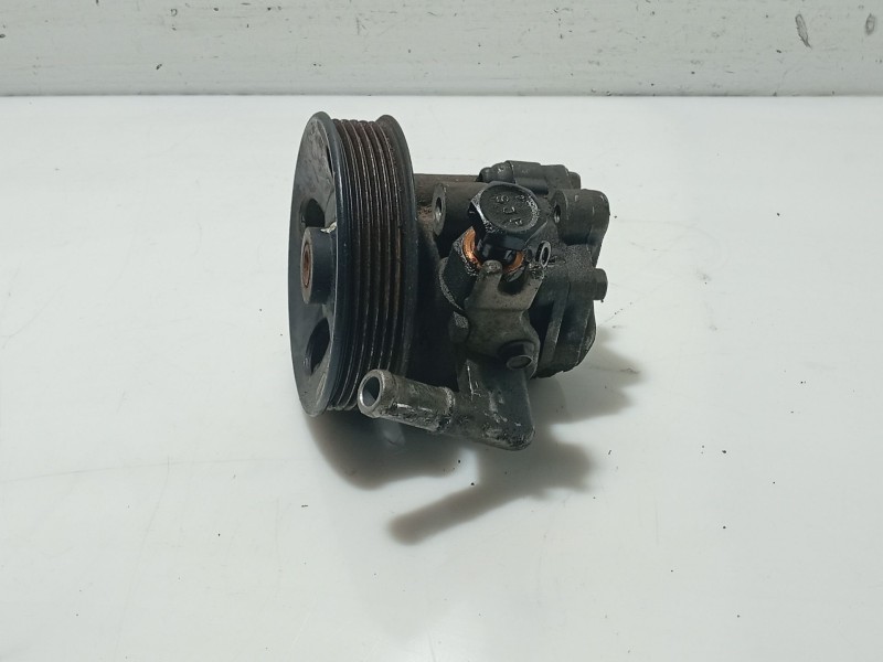 Recambio de bomba servodireccion para kia cerato i sedán (ld) 2.0 crdi referencia OEM IAM 571002F200  