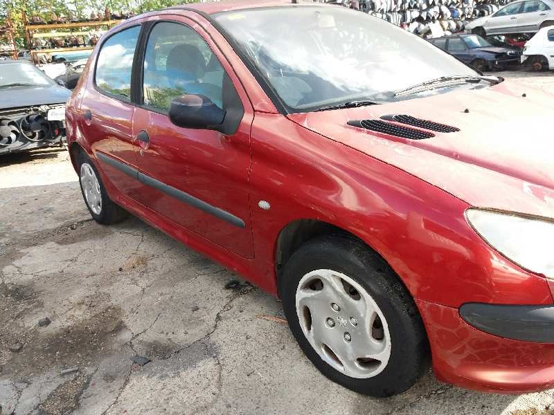 peugeot 206 berlina 1.4   |   0.98 - ... | 1998 | 75 cv / 55 kw del año 1998