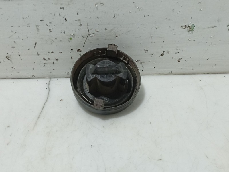Recambio de tapa combustible para peugeot 407 (6d_) 1.8 (6d6fzb) referencia OEM IAM 9644723080 151877 