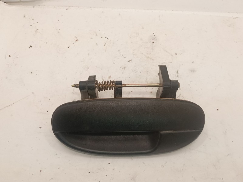 Recambio de maneta elevalunas trasera derecha para daewoo lanos (klat) 1.3 referencia OEM IAM 96226330  