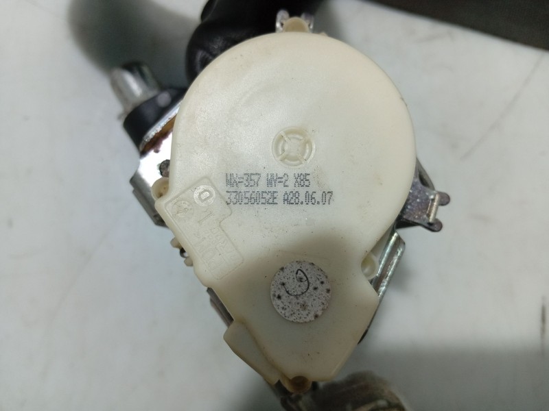 Recambio de cinturon seguridad delantero derecho para renault clio iii referencia OEM IAM 8200404890 8200552566 8200683962