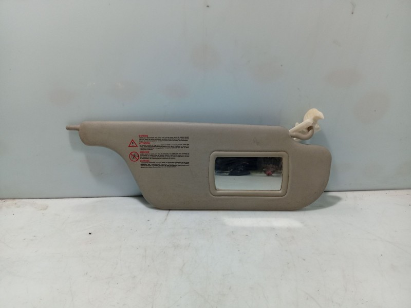 Recambio de parasol izquierdo para renault clio iii referencia OEM IAM 8200294234  