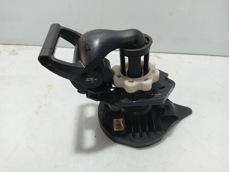 Recambio de soporte para renault clio iii referencia OEM IAM 8200601401  