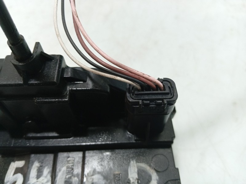 Recambio de cerradura puerta delantera derecha para renault clio iii referencia OEM IAM 300127F  