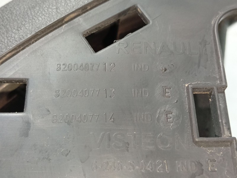 Recambio de guantera para renault clio iii referencia OEM IAM 8200407712  