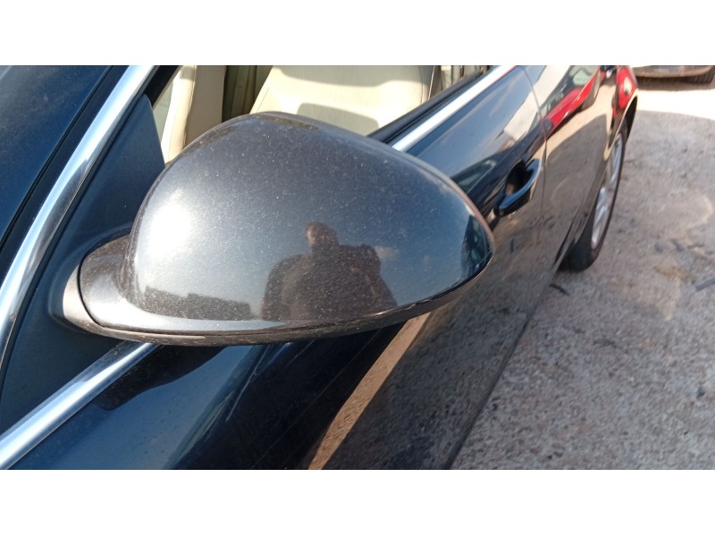 opel insignia a (g09) del año 2011