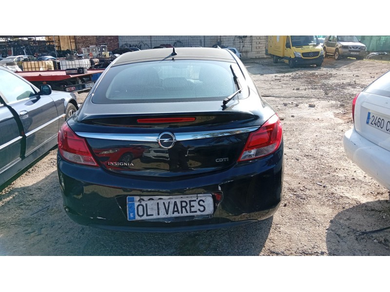opel insignia a (g09) del año 2011