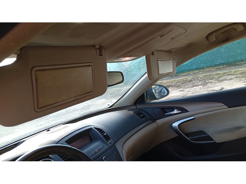 opel insignia a (g09) del año 2011