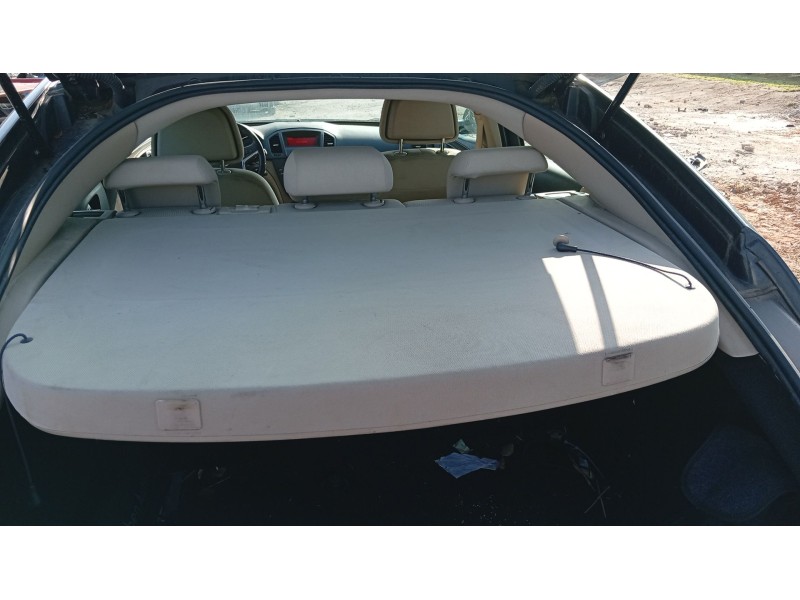 opel insignia a (g09) del año 2011