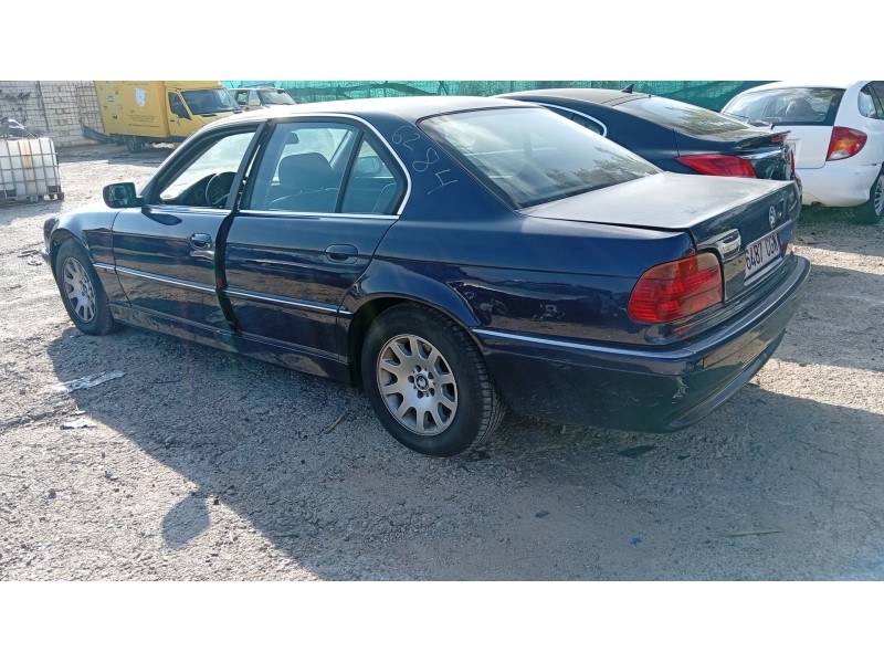 bmw 7 (e38) del año 1999