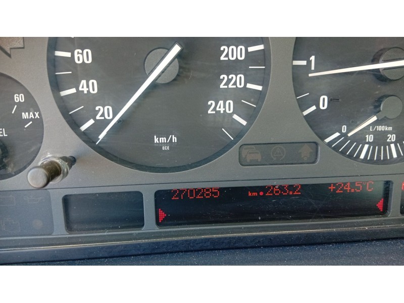 bmw 7 (e38) del año 1999