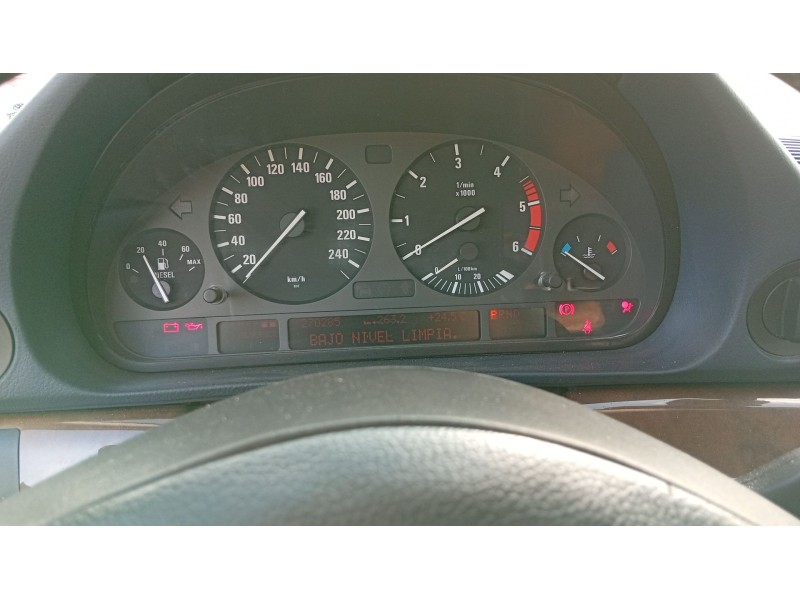 bmw 7 (e38) del año 1999