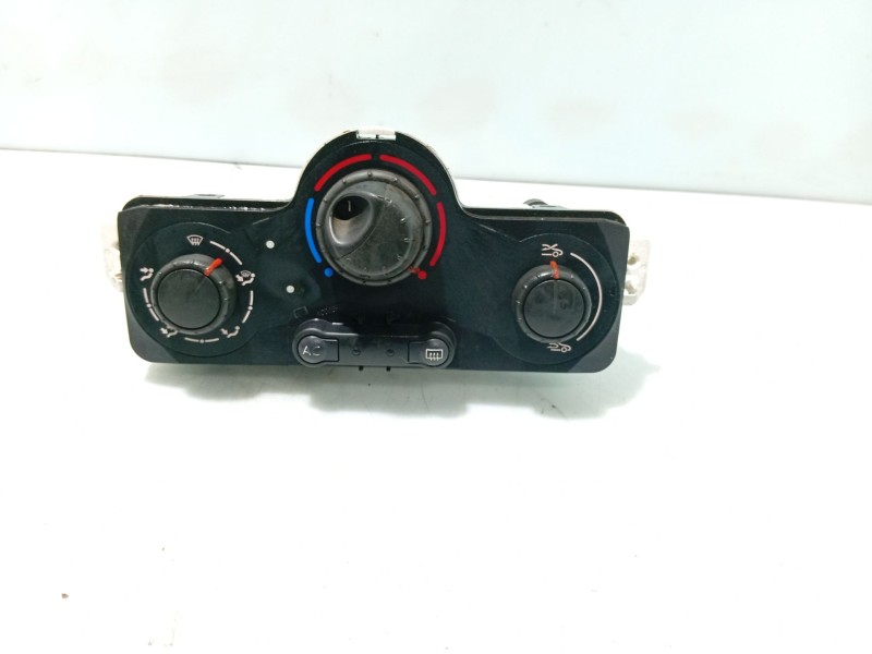 Recambio de mando calefaccion / aire acondicionado para renault clio iii referencia OEM IAM   