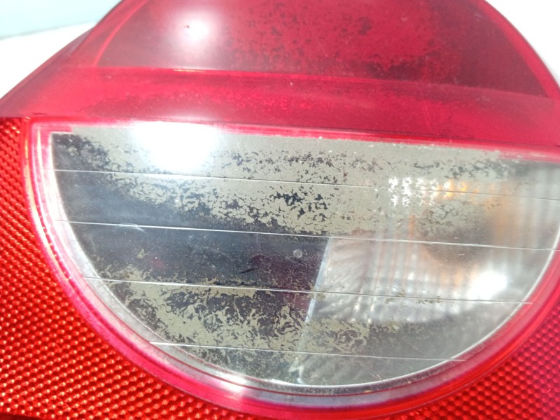 Recambio de piloto trasero derecho para renault clio iii referencia OEM IAM 8200459960  