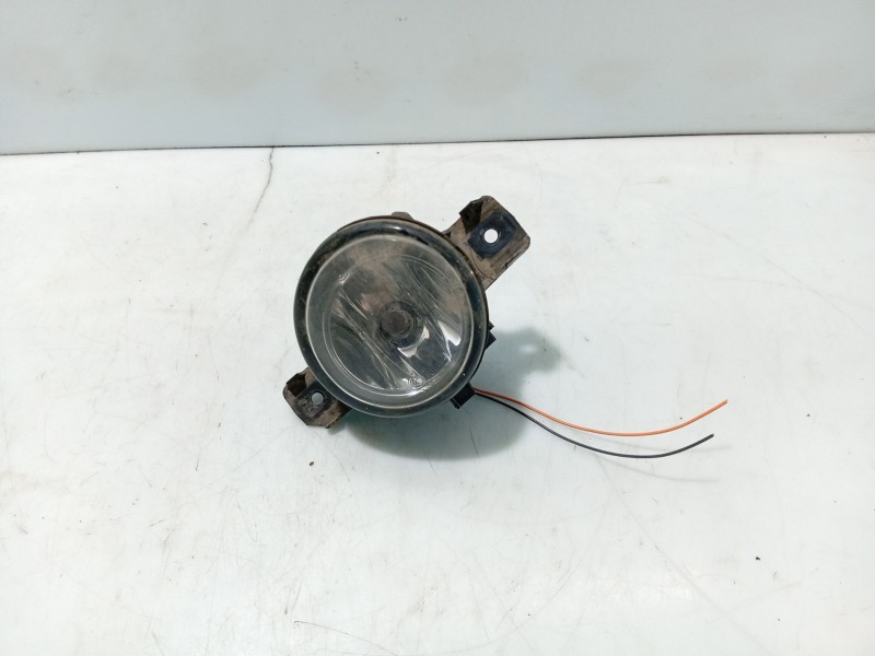 Recambio de faro antiniebla derecho para renault clio iii referencia OEM IAM 8200002470  