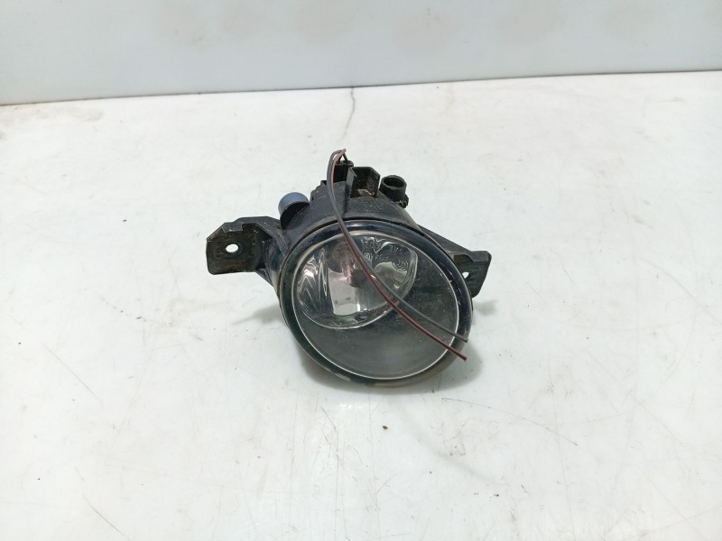 Recambio de faro antiniebla izquierdo para renault clio iii referencia OEM IAM 8200002469  