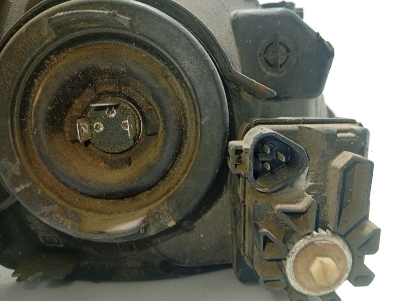 Recambio de faro izquierdo para suzuki liana rh (er) 1.6 16v cat referencia OEM IAM 35320-54G20  