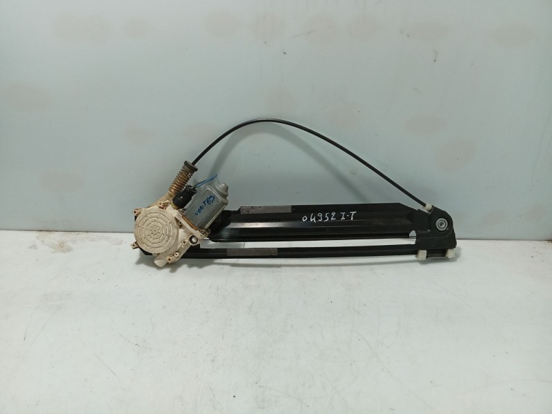 Recambio de elevalunas trasero izquierdo para bmw serie 5 berlina (e39) 520i exclusive referencia OEM IAM 51358252429  