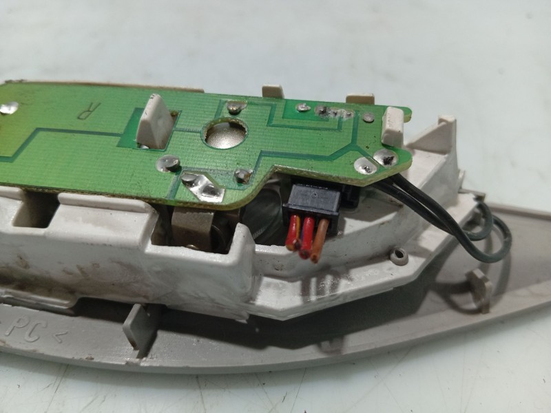 Recambio de luz interior para bmw serie 5 berlina (e39) 520i exclusive referencia OEM IAM 39820204  