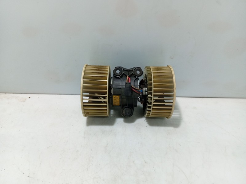 Recambio de ventilador calefaccion para bmw serie 5 berlina (e39) 520i exclusive referencia OEM IAM 641183855589  