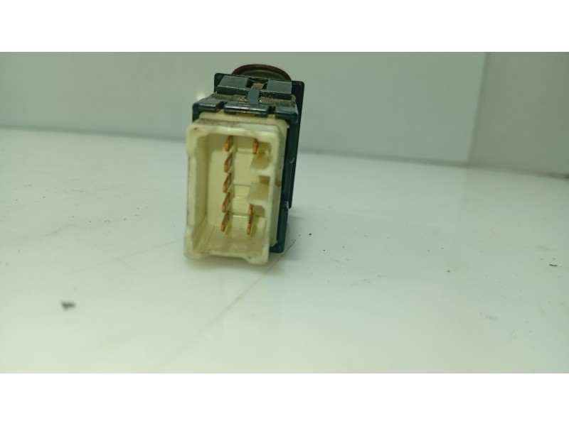 Recambio de interruptor para suzuki liana rh (er) 1.6 16v cat referencia OEM IAM 4046WRG  