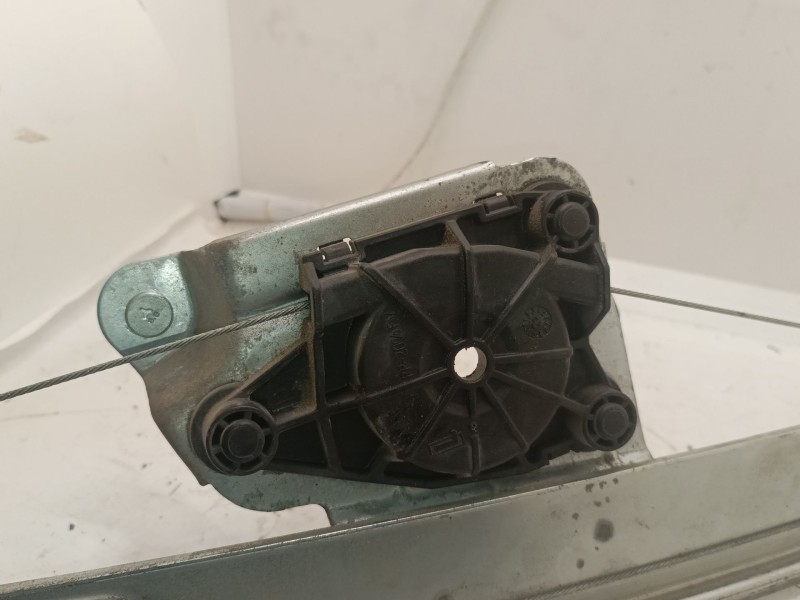 Recambio de elevalunas trasero derecho para bmw 3 (e90) 320 d referencia OEM IAM 51357140590  