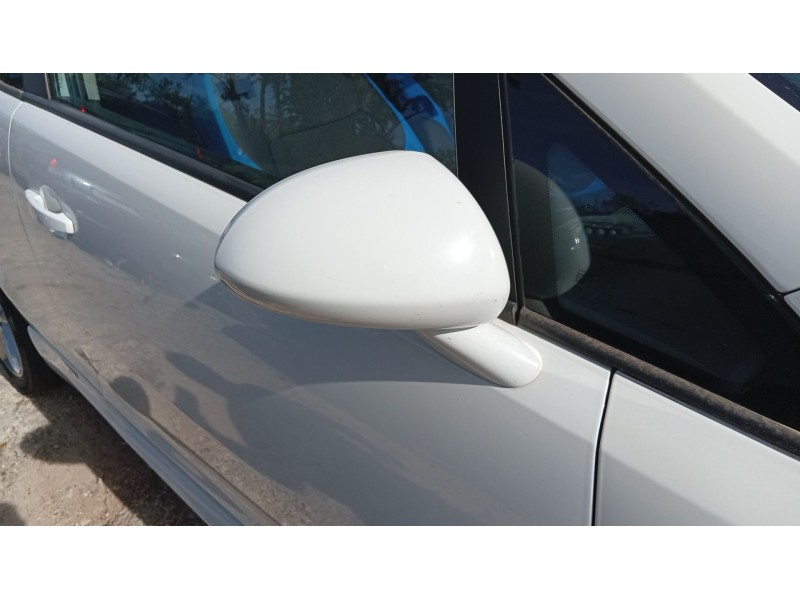 opel corsa d (s07) del año 2008