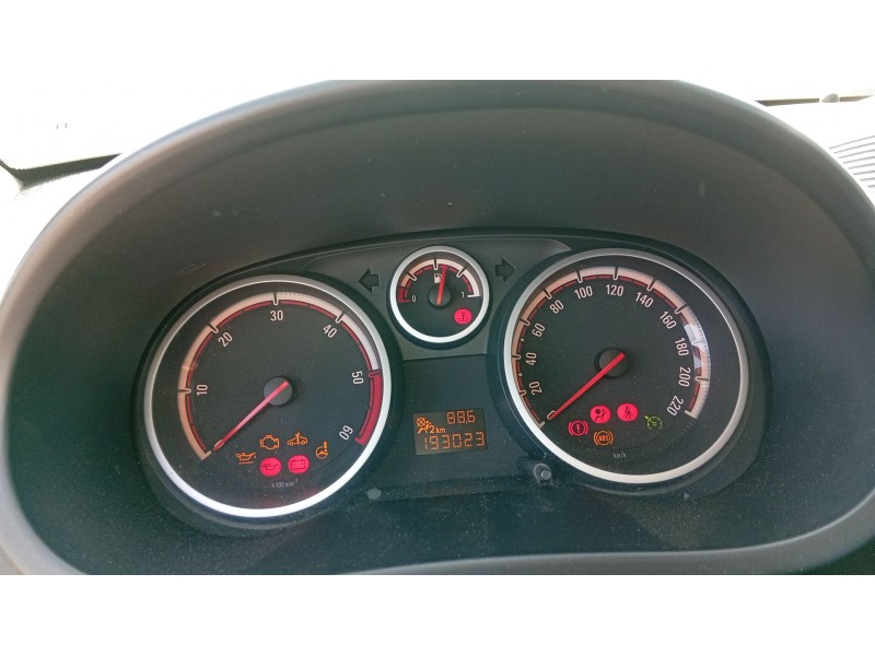 opel corsa d (s07) del año 2008