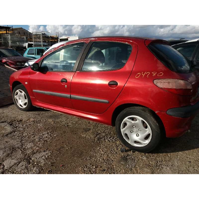 peugeot 206 berlina 1.4   |   0.98 - ... | 1998 | 75 cv / 55 kw del año 1998