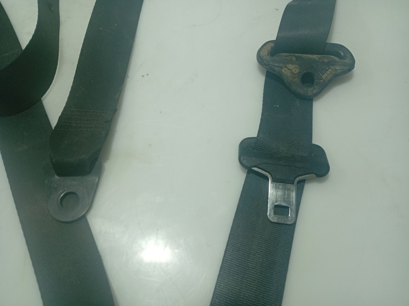 Recambio de cinturon seguridad trasero derecho para peugeot 206 berlina referencia OEM IAM 8975R0  