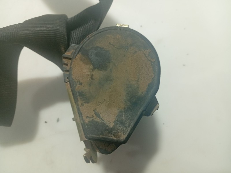 Recambio de cinturon seguridad trasero derecho para peugeot 206 berlina referencia OEM IAM 8975R0  