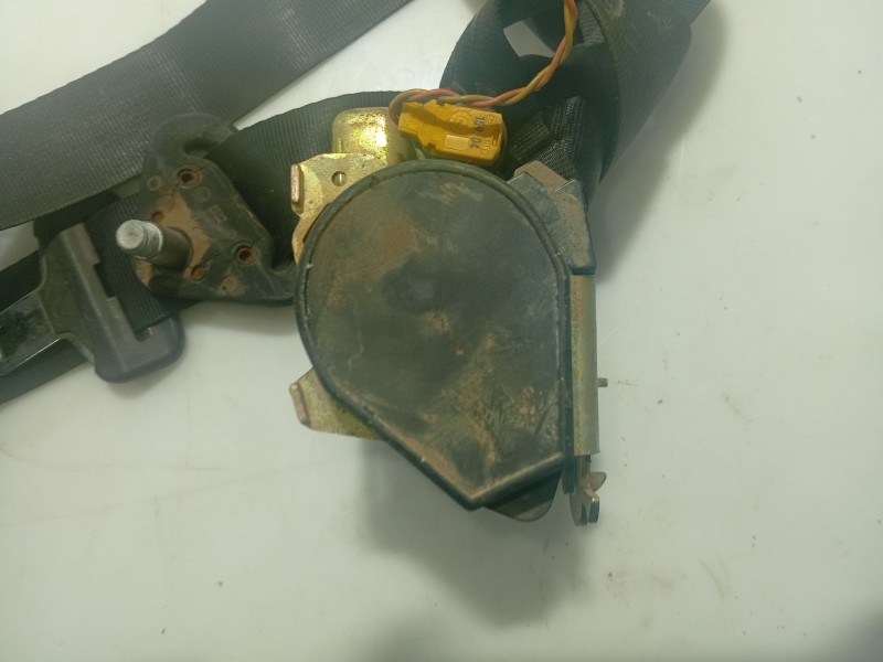 Recambio de cinturon seguridad delantero derecho para peugeot 206 berlina referencia OEM IAM 8973WL  