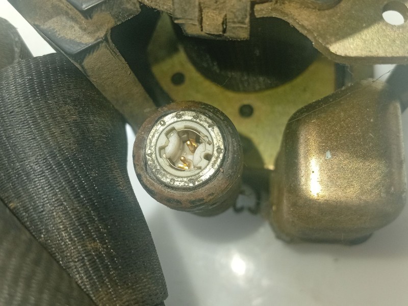 Recambio de cinturon seguridad delantero izquierdo para peugeot 206 berlina referencia OEM IAM 8973WK  