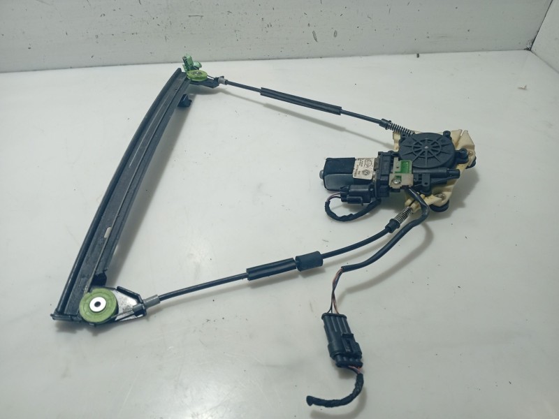 Recambio de elevalunas delantero derecho para lancia lybra berlina referencia OEM IAM 51736638  