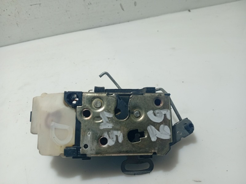 Recambio de cerradura puerta delantera derecha para lancia lybra berlina referencia OEM IAM 46763097  