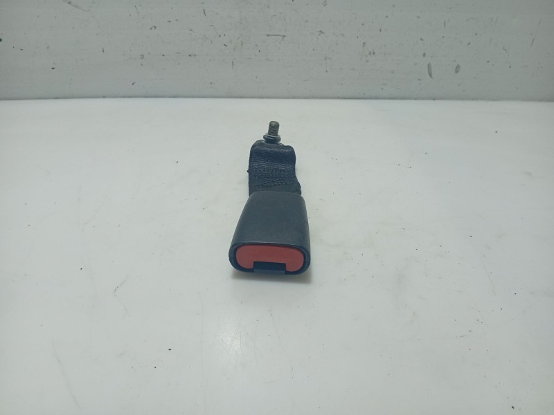 Recambio de anclaje cinturon trasero central para lancia lybra berlina referencia OEM IAM 735243468  