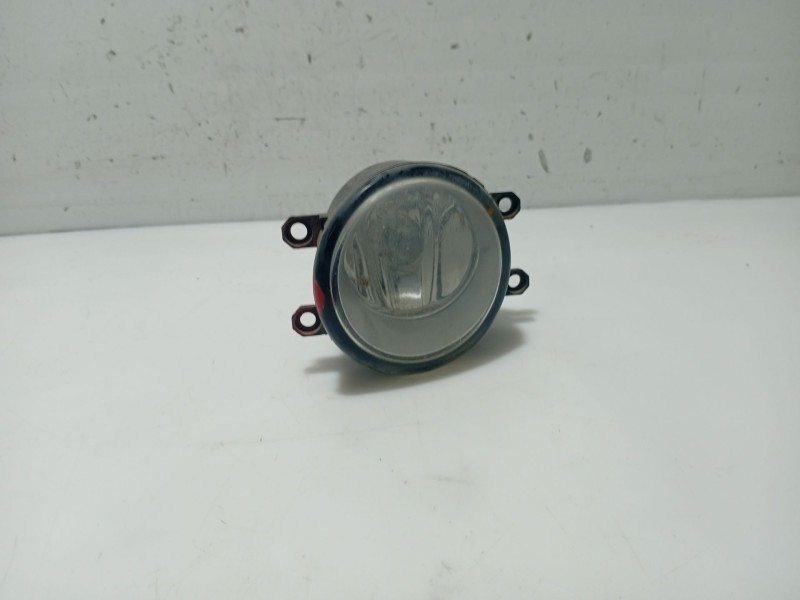 Recambio de faro antiniebla izquierdo para toyota yaris (ksp9/scp9/nlp9) referencia OEM IAM 812200D041  
