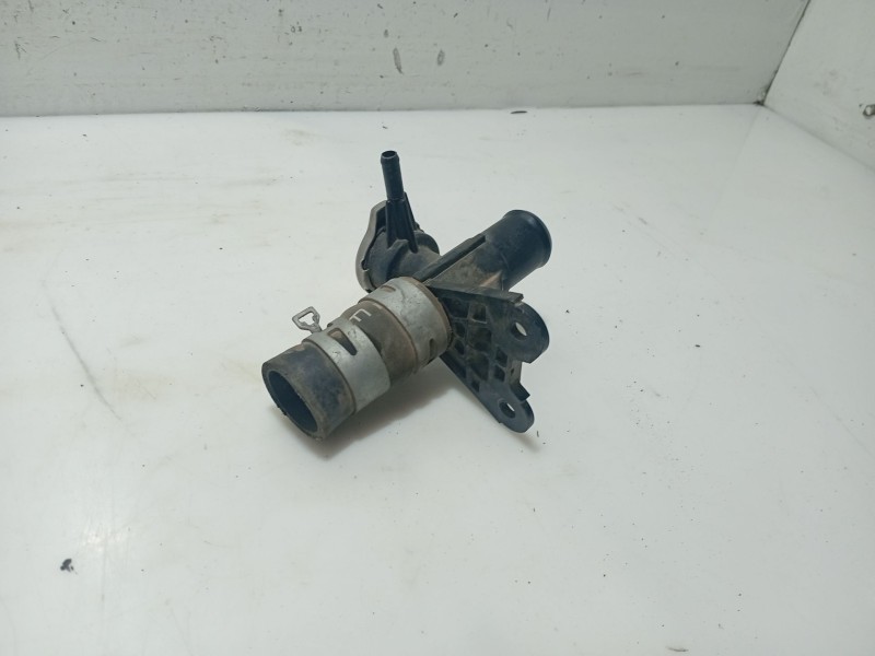 Recambio de tubo para toyota yaris (ksp9/scp9/nlp9) referencia OEM IAM 165020Q010  